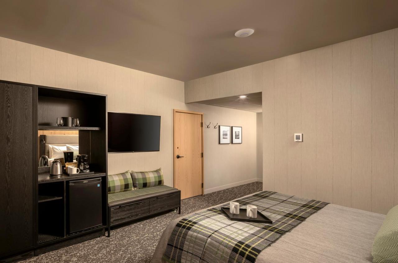 Peaks Hotel And Suites Banff Dış mekan fotoğraf